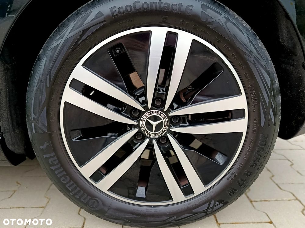 Mercedes-Benz Klasa B 160 Edition 2021 - 18