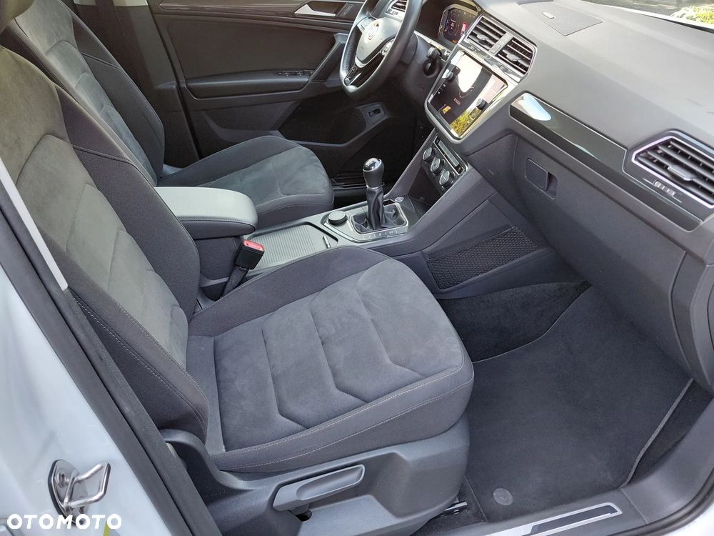 Volkswagen Tiguan - 29