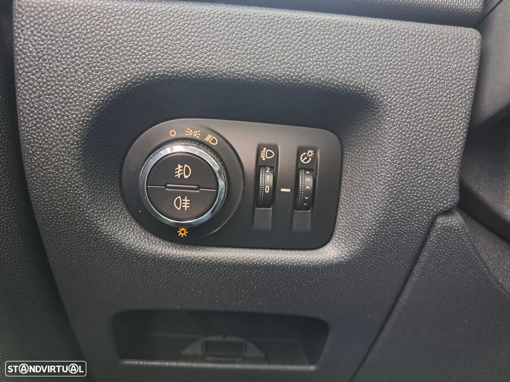 Opel Corsa 1.3 CDTI Stripes - 14