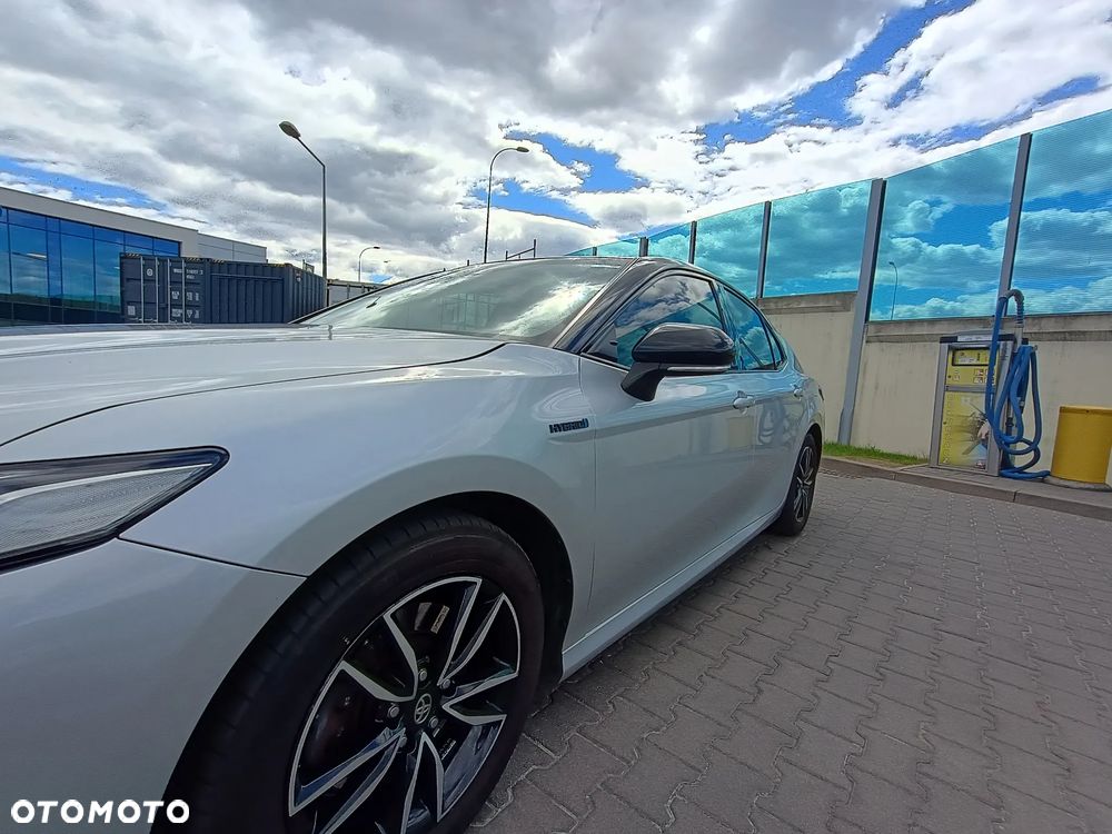 Toyota Camry 2.5 Hybrid Comfort CVT - 8