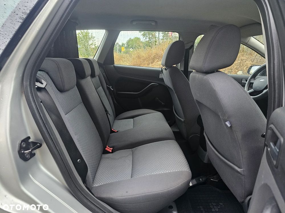 Ford Focus 1.6 TDCi Trend - 17