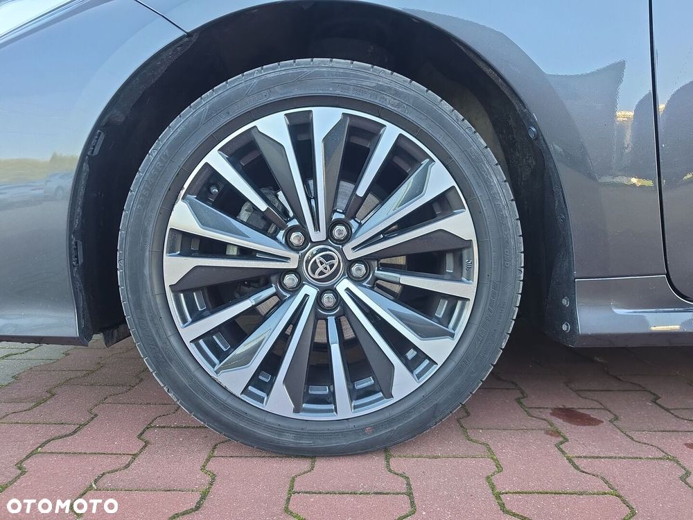Toyota Corolla 1.8 Hybrid Style - 24
