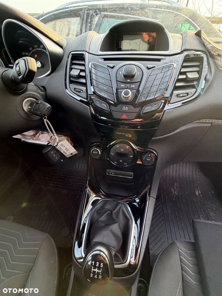 Ford Fiesta 1.0 EcoBoost SYNC Edition - 8