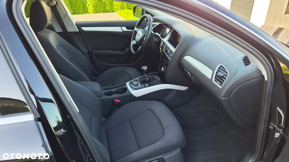 Audi A4 Avant 2.0 TDI DPF S line Sportpaket - 9