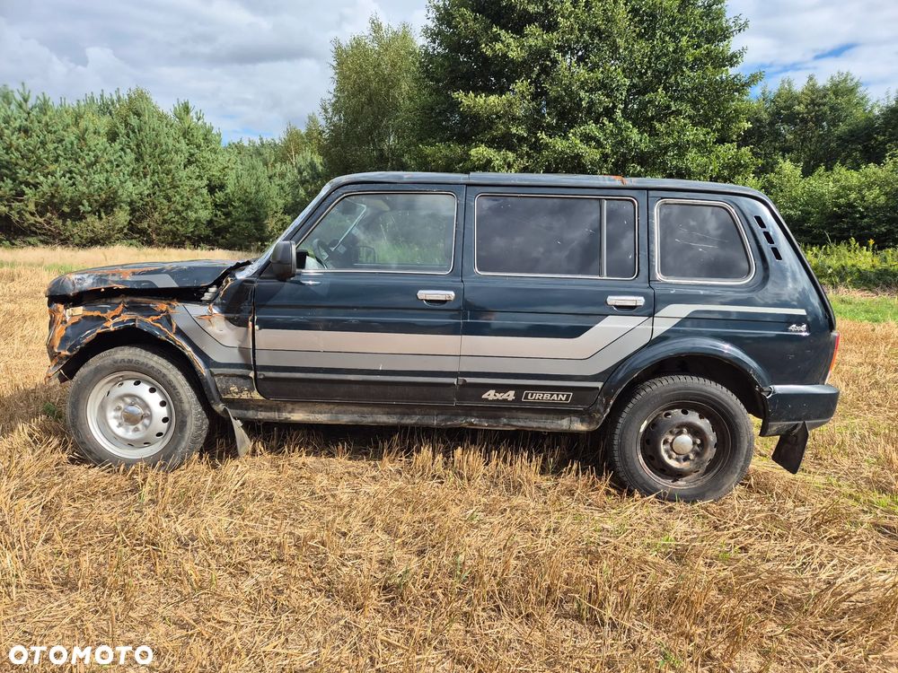 Lada Niva - 12