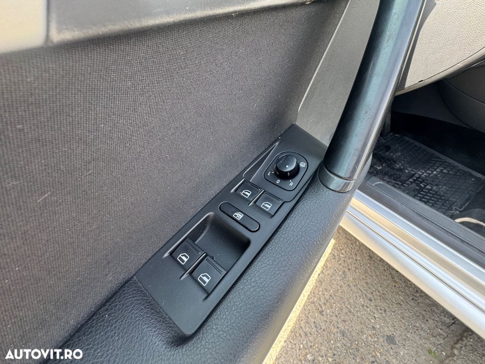 Volkswagen Passat 2.0 Blue TDI SCR Comfortline - 11