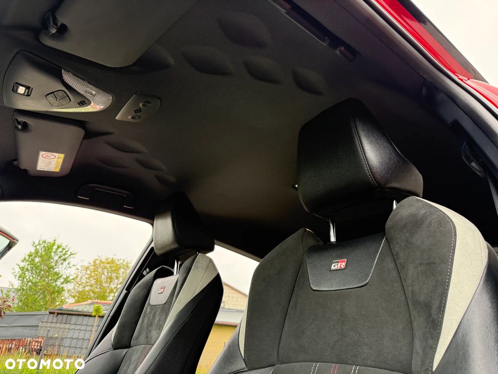 Toyota C-HR 2.0 GR Sport - 40
