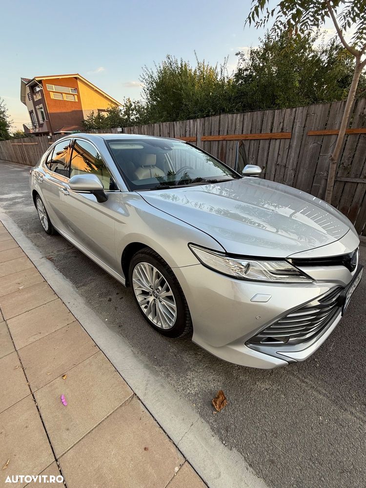 Toyota Camry 2.5 Dynamic - 1