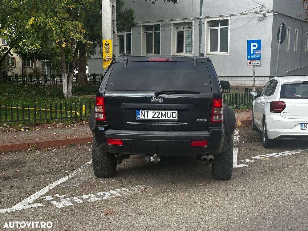 Jeep Grand Cherokee - 2