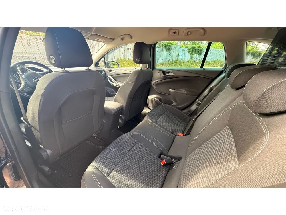 Opel Astra - 14