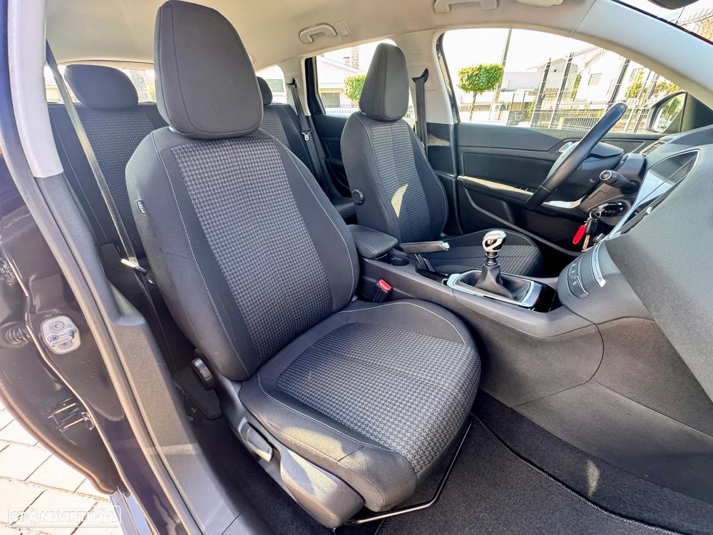Peugeot 308 SW BlueHDi 120 Stop & Start Active - 15