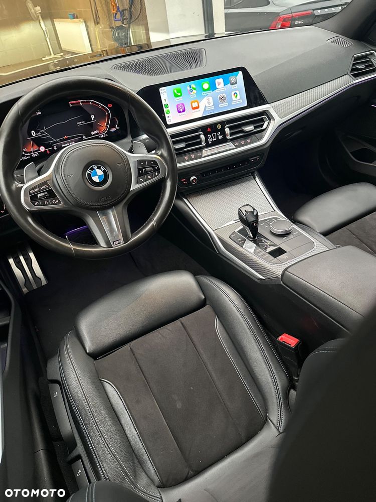 BMW Seria 3 320d xDrive M Sport - 21