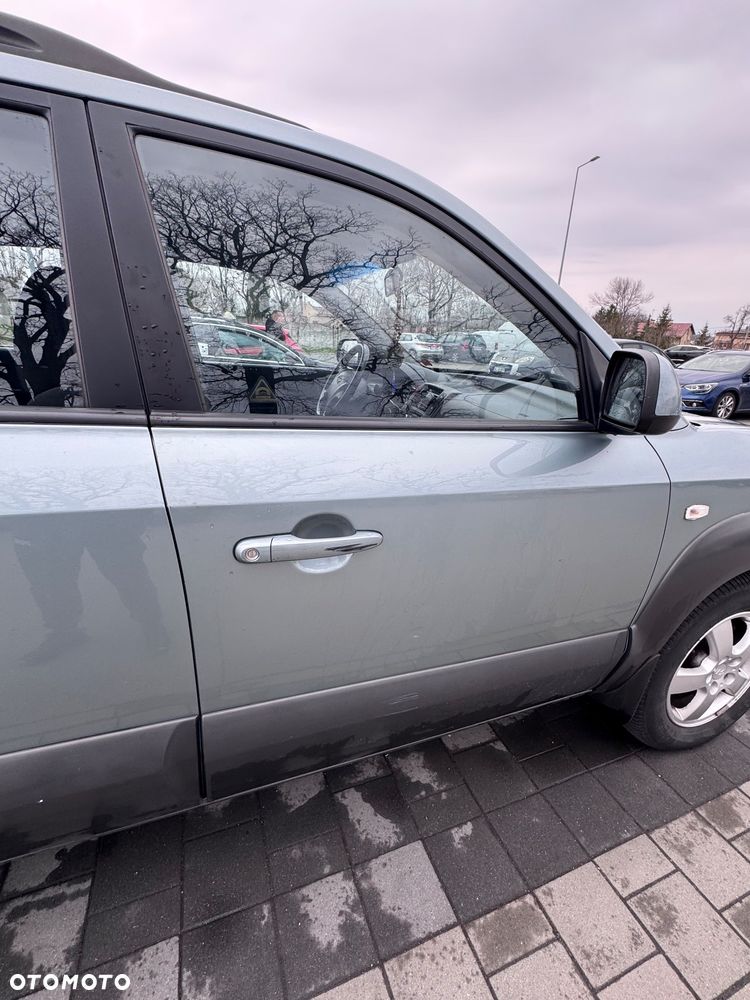 Hyundai Tucson 2.0 Active / Style - 12