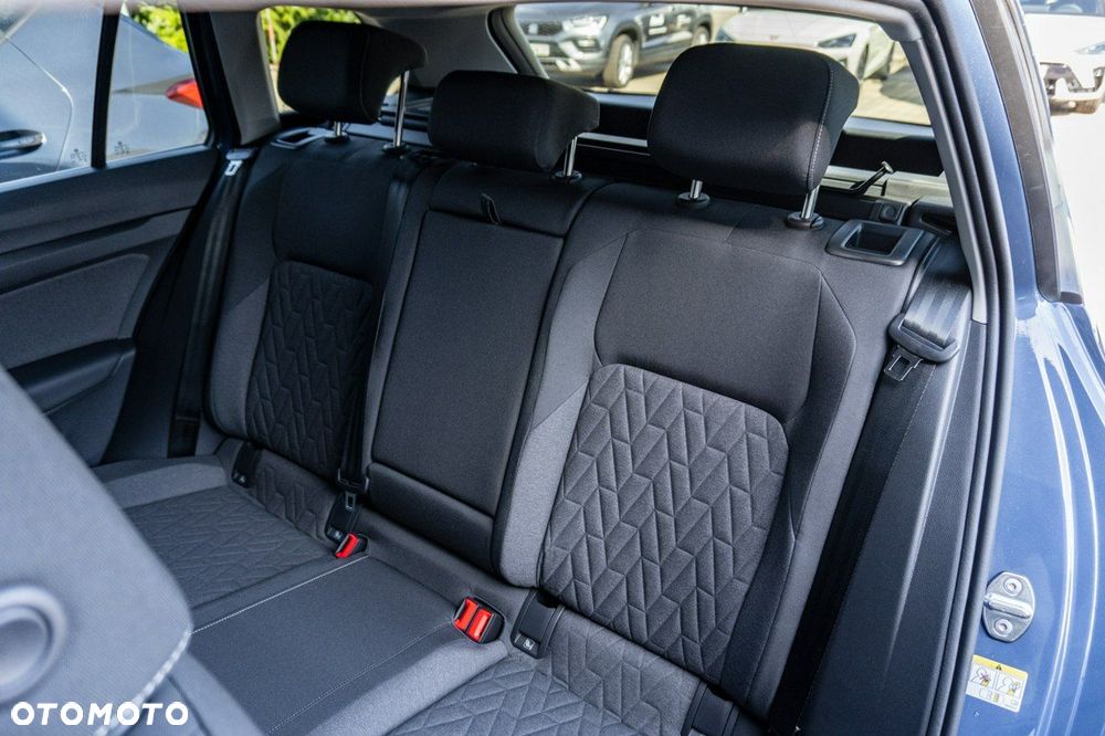 Volkswagen Golf - 28