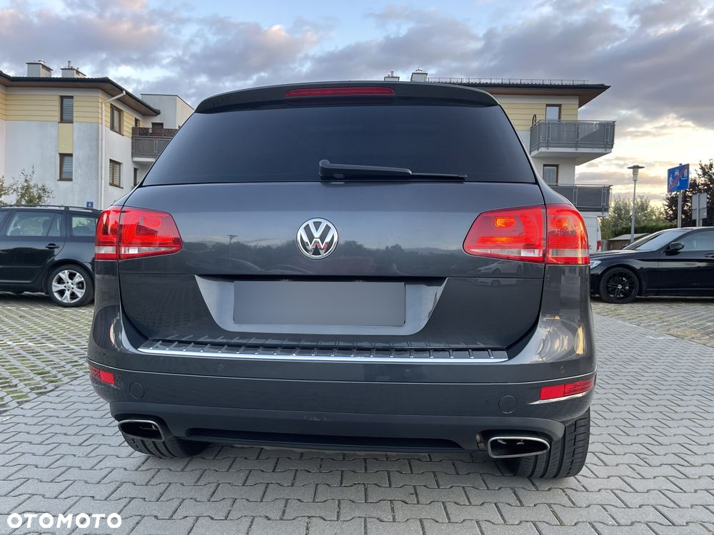 Volkswagen Touareg 3.0 V6 TDI BMT R-Style - 18