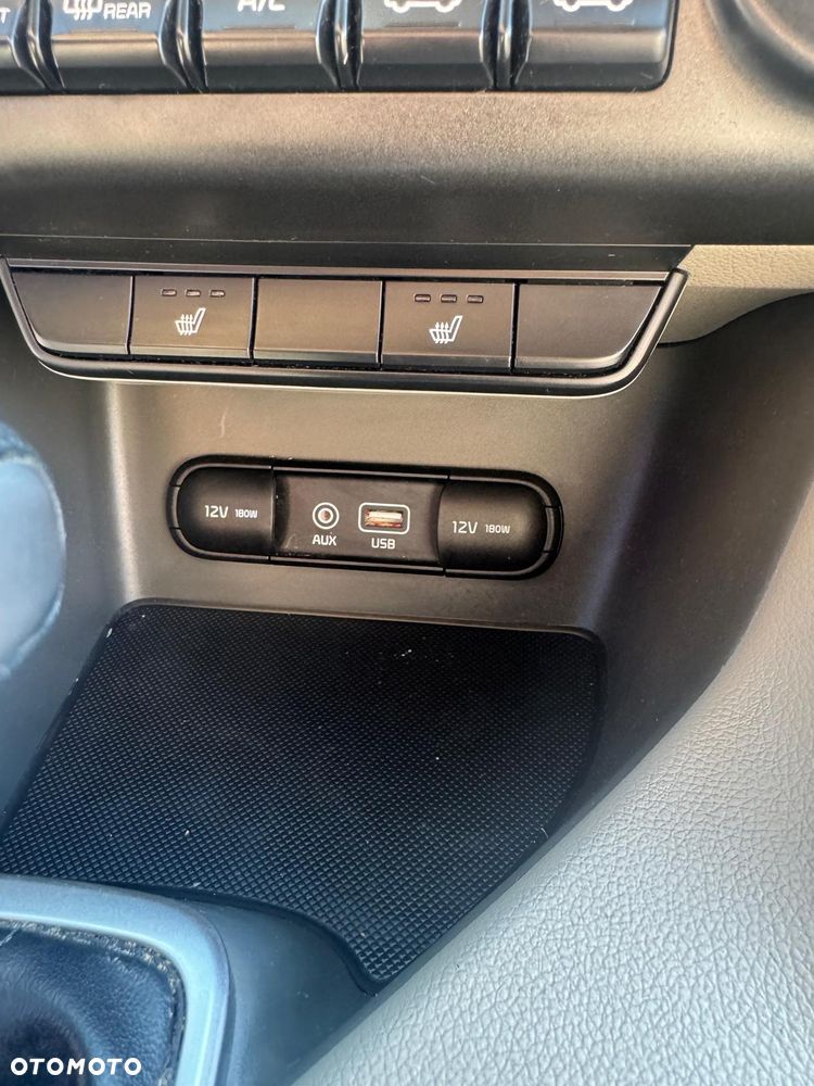 Kia Sportage - 24