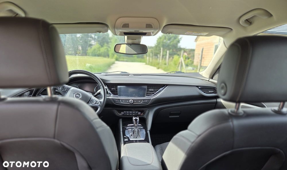 Opel Insignia - 16