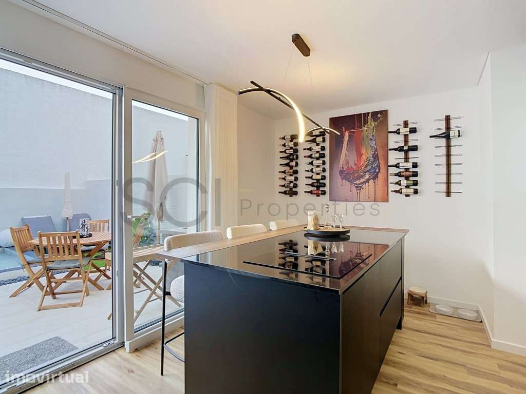 Moradia T3 com Piscina e Design Exclusivo em Fernão Ferro - Grande imagem: 2/50