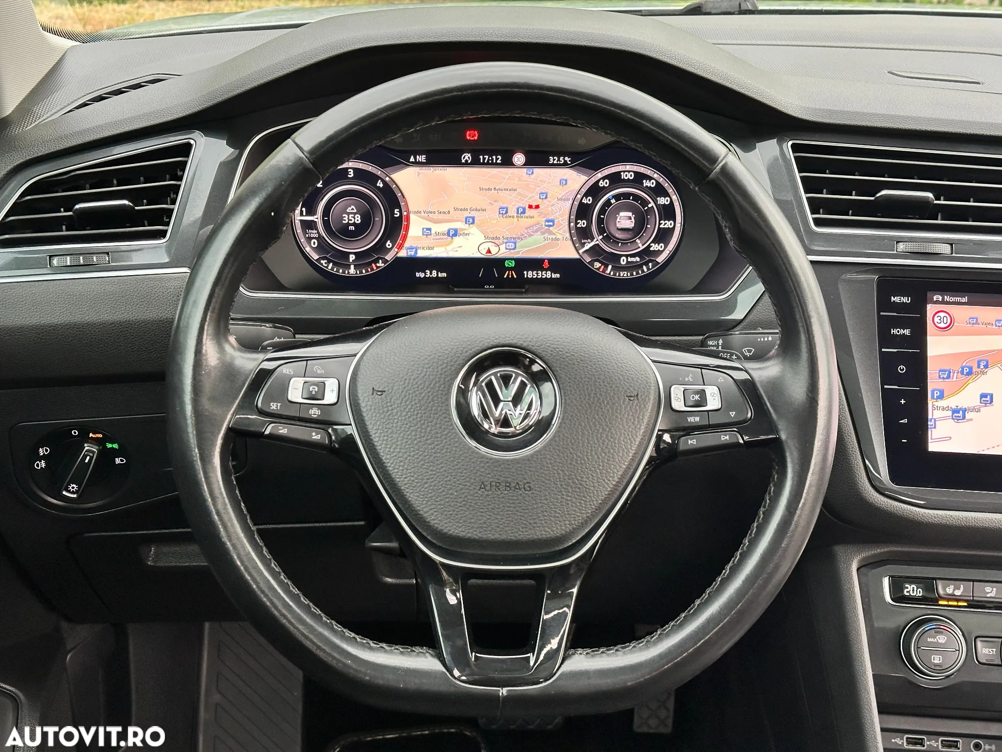 Volkswagen Tiguan Allspace 2.0 TDI 4Mot DSG R-Line - 13