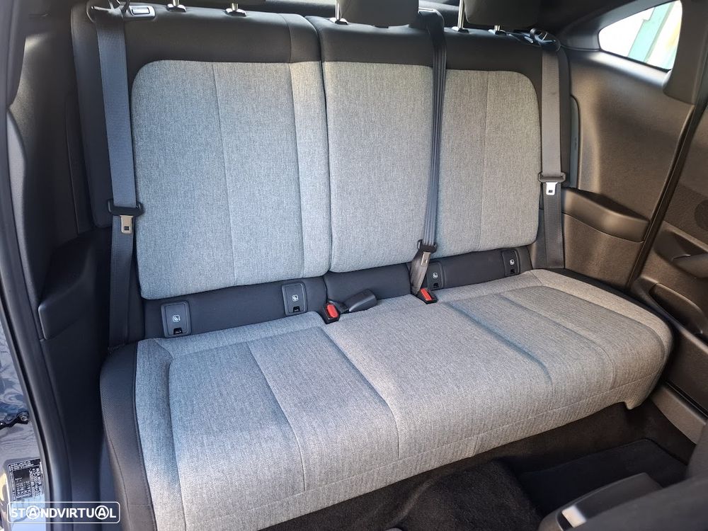 Mazda MX-30 e-SKYACTIV EXCLUSIVE-LINE - 31