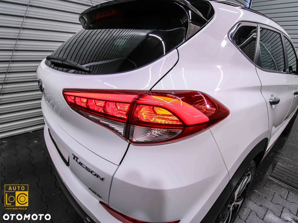 Hyundai Tucson 2.0 CRDI 4WD Automatik Premium - 39