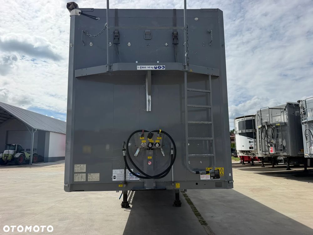 Stas Ruchoma podłoga 94m3 Podłoga 10 mm 2018 rok - 6