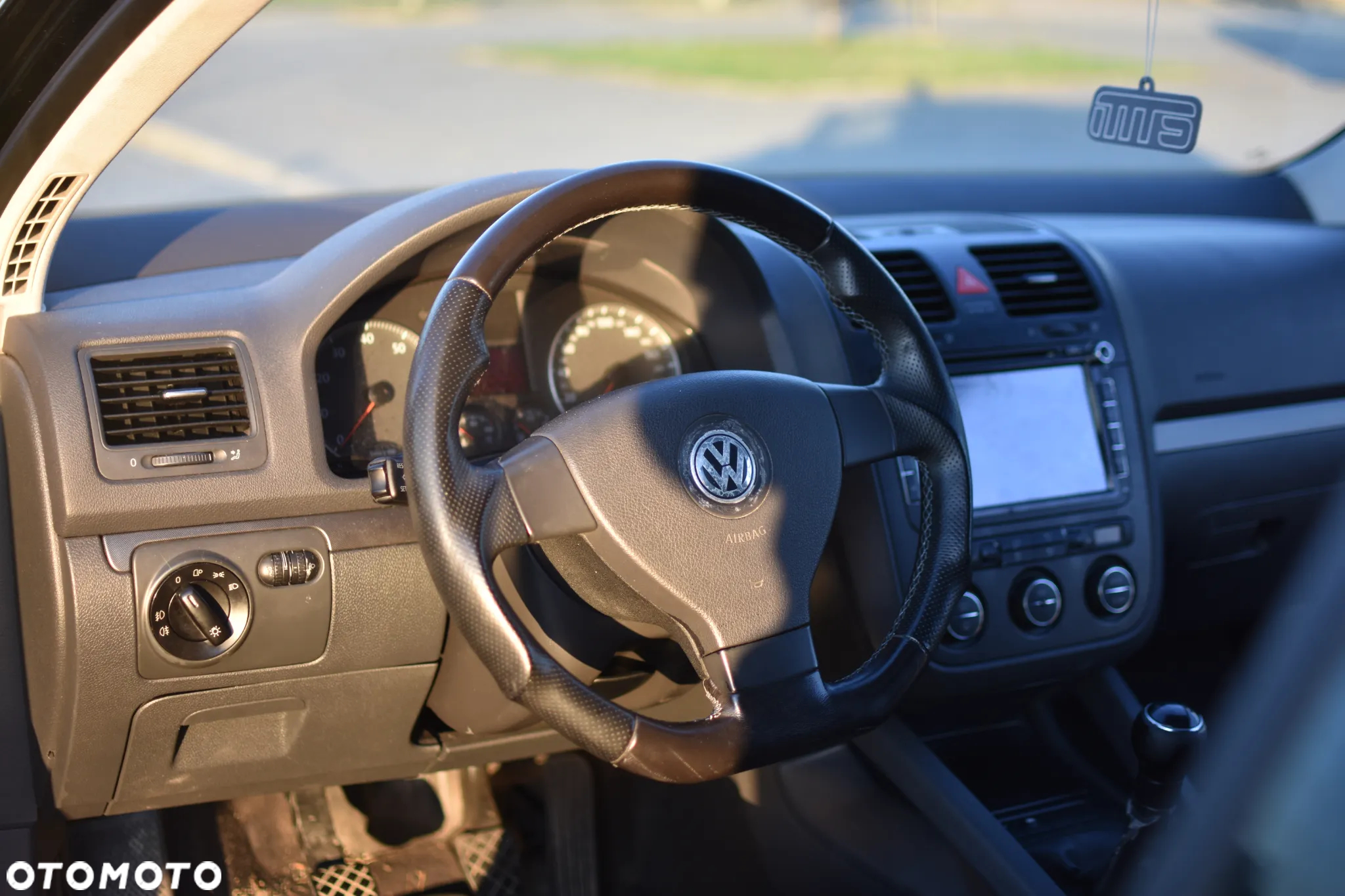 Volkswagen Golf V 1.6 Trendline - 16