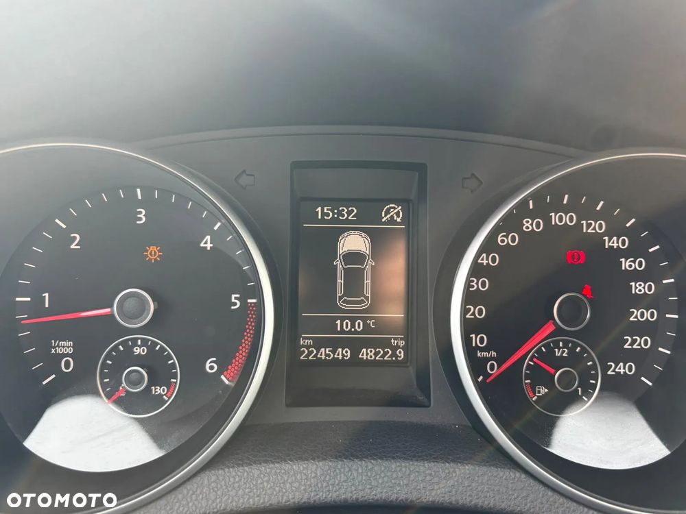 Volkswagen Golf VI 1.6 TDI BlueMot Trendline - 12