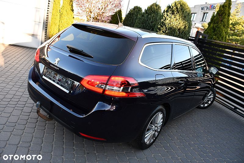 Peugeot 308 BlueHDi 130 EAT8 Stop & Start Allure Pack - 4