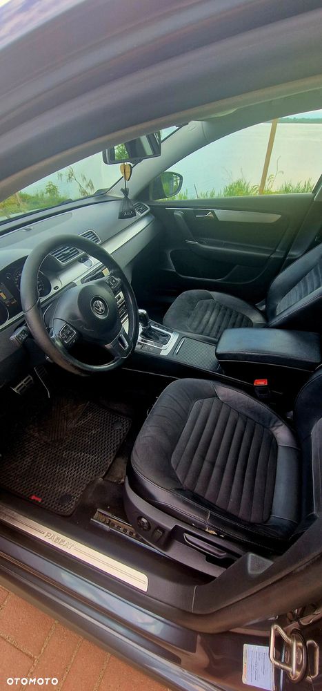 Volkswagen Passat 2.0 TDI Highline DSG - 14