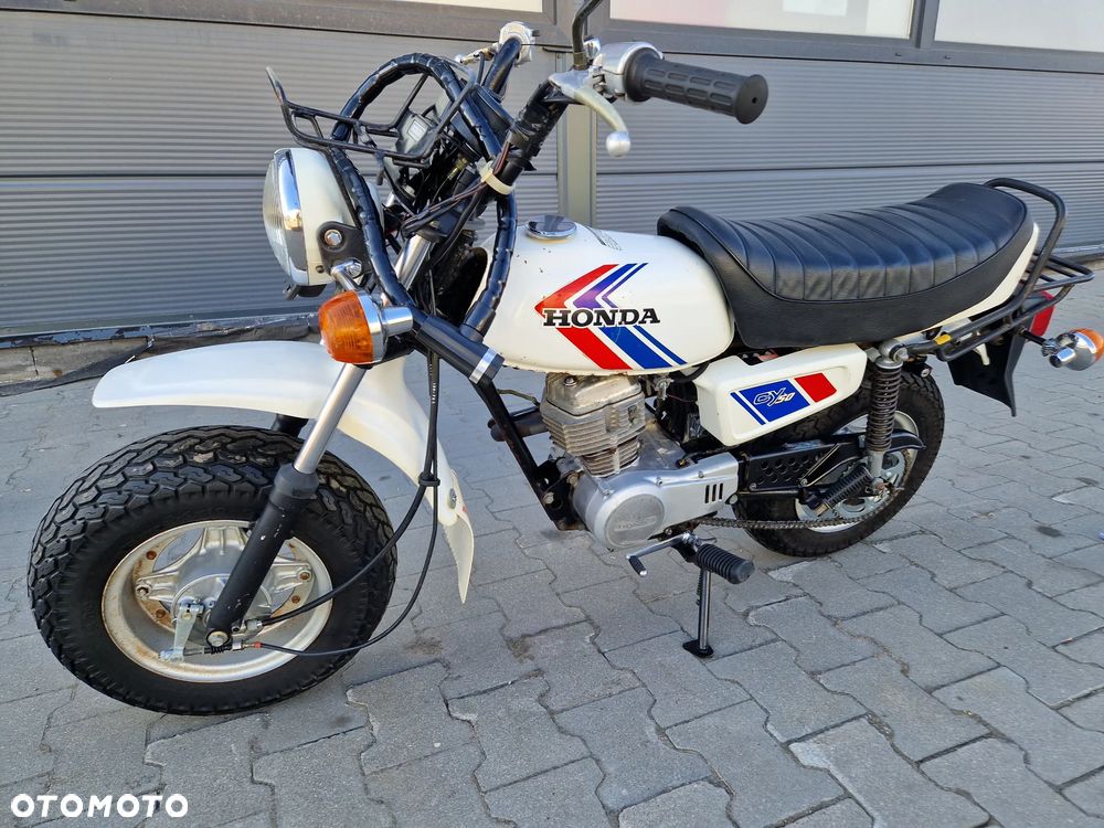 Honda CB - 15