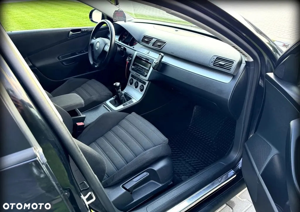 Volkswagen Passat 2.0 TDI DPF Comfortline - 4
