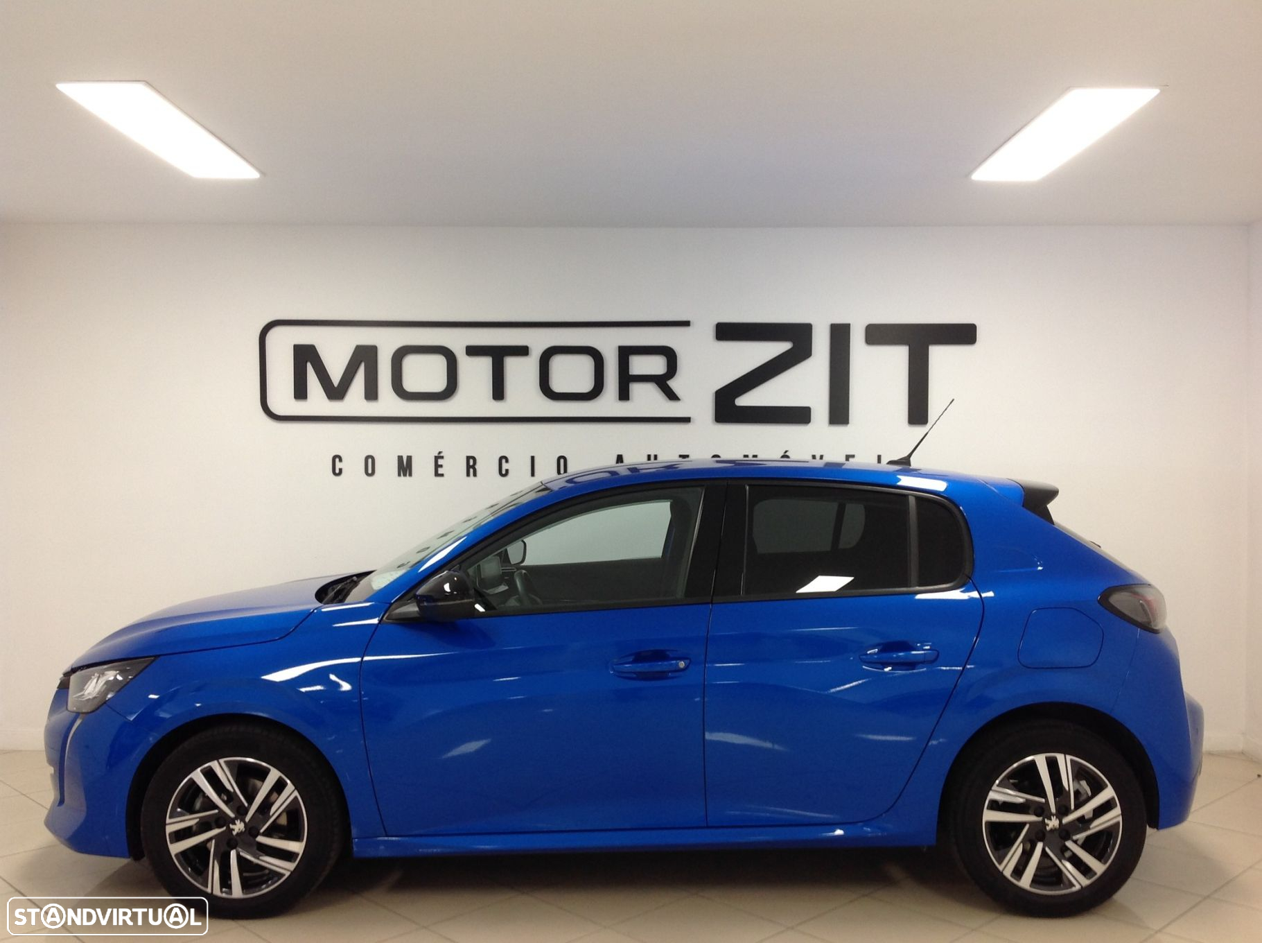 Peugeot 208 1.2 PureTech Allure - 4