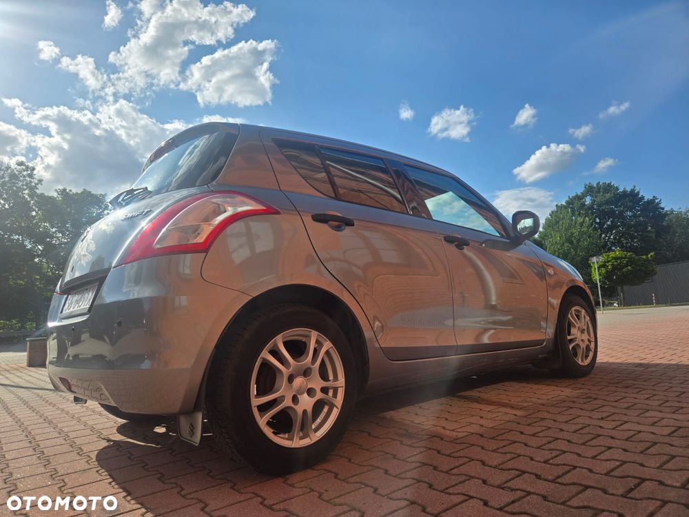 Suzuki Swift - 31