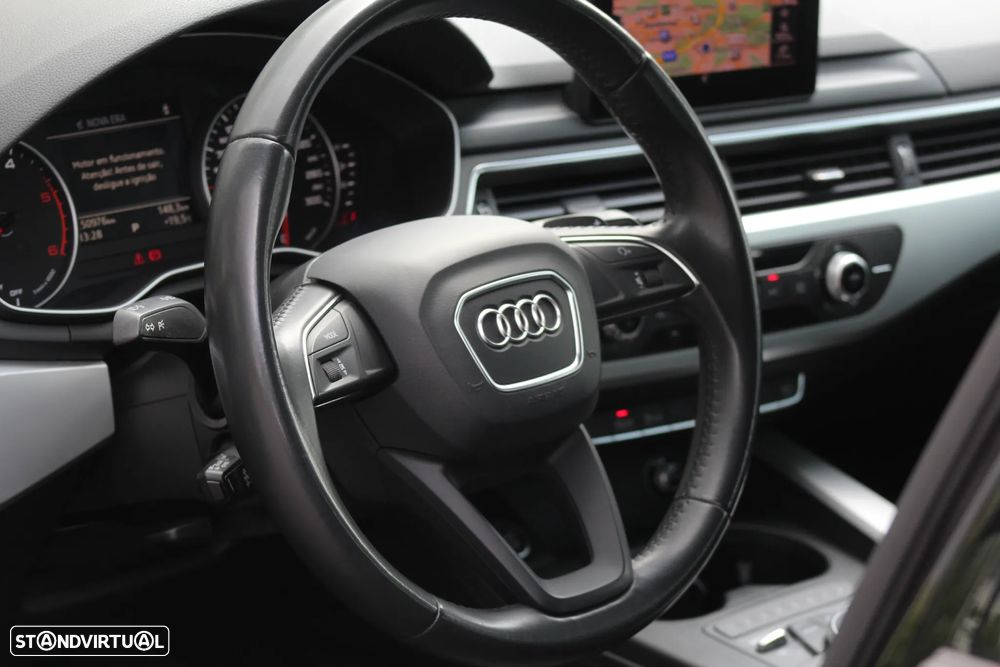 Audi A4 Avant 2.0 TDI Advance S tronic - 25