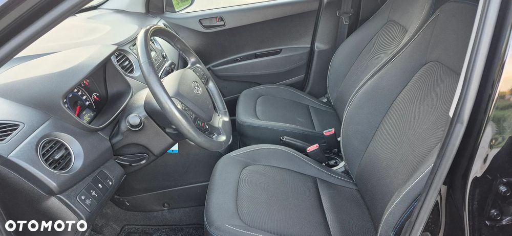 Hyundai i10 - 12