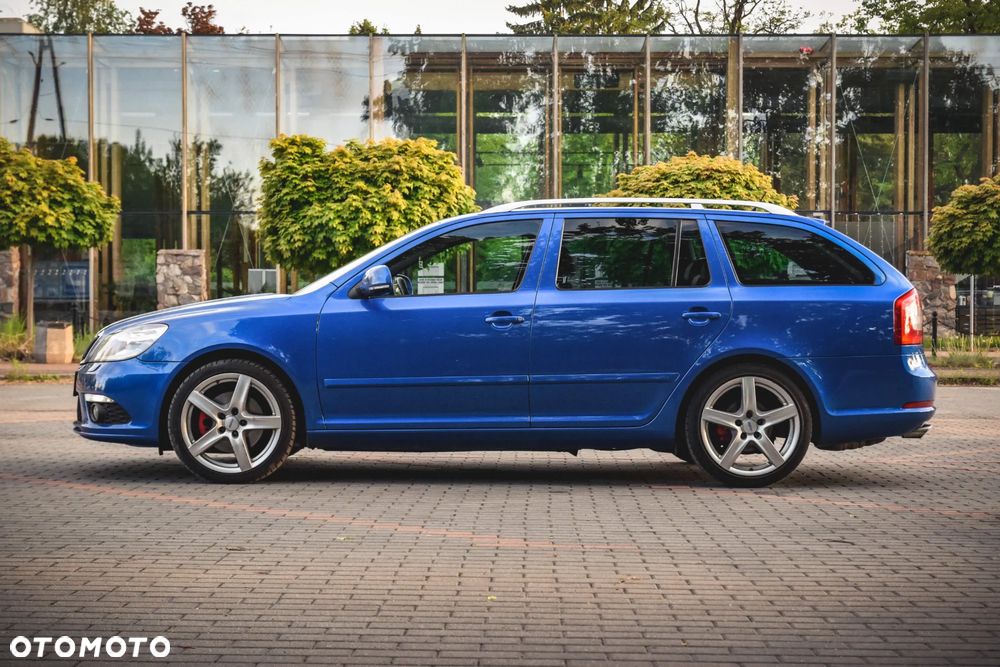 Skoda Octavia 2.0 TSI RS - 38