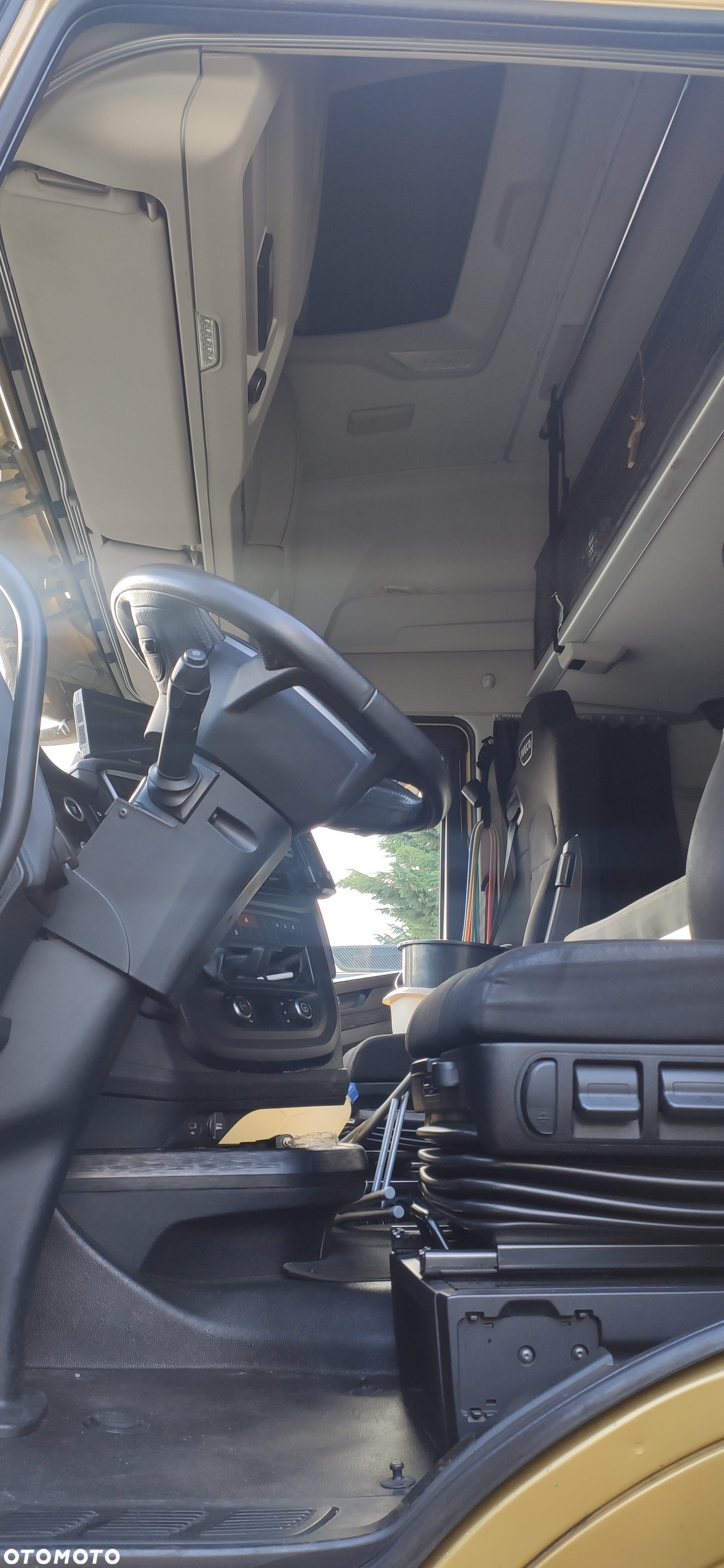 Iveco S-WAY - 12