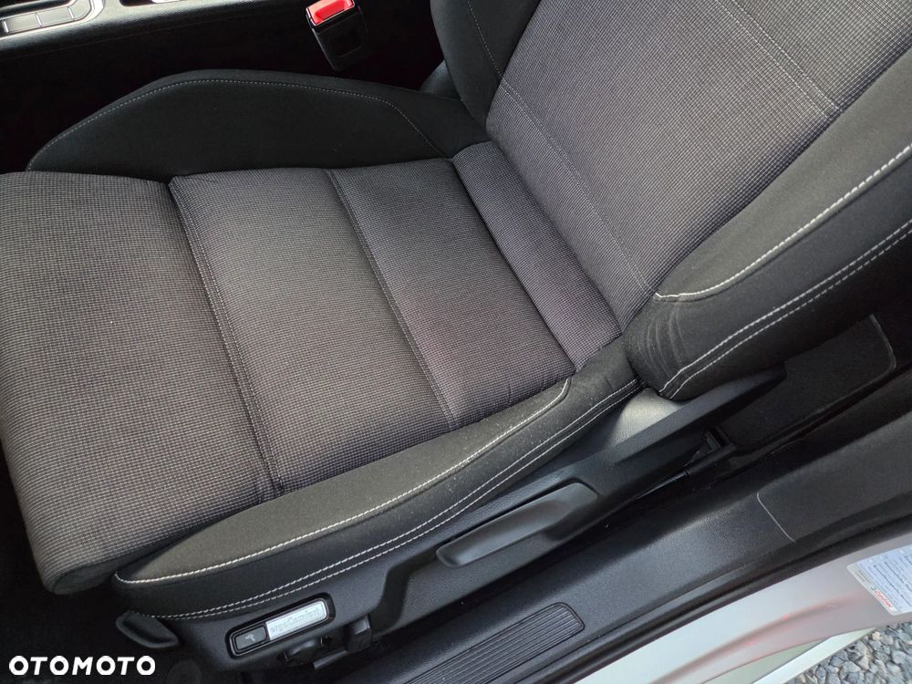 Volkswagen Passat 2.0 TDI BMT Comfortline - 14
