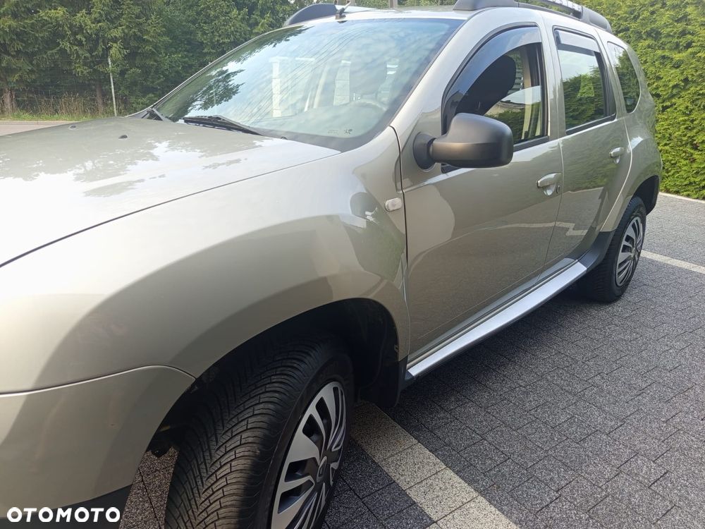 Dacia Duster 1.6 16V 4x2 Laureate - 13