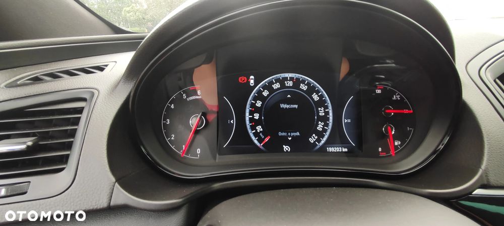 Opel Insignia - 31