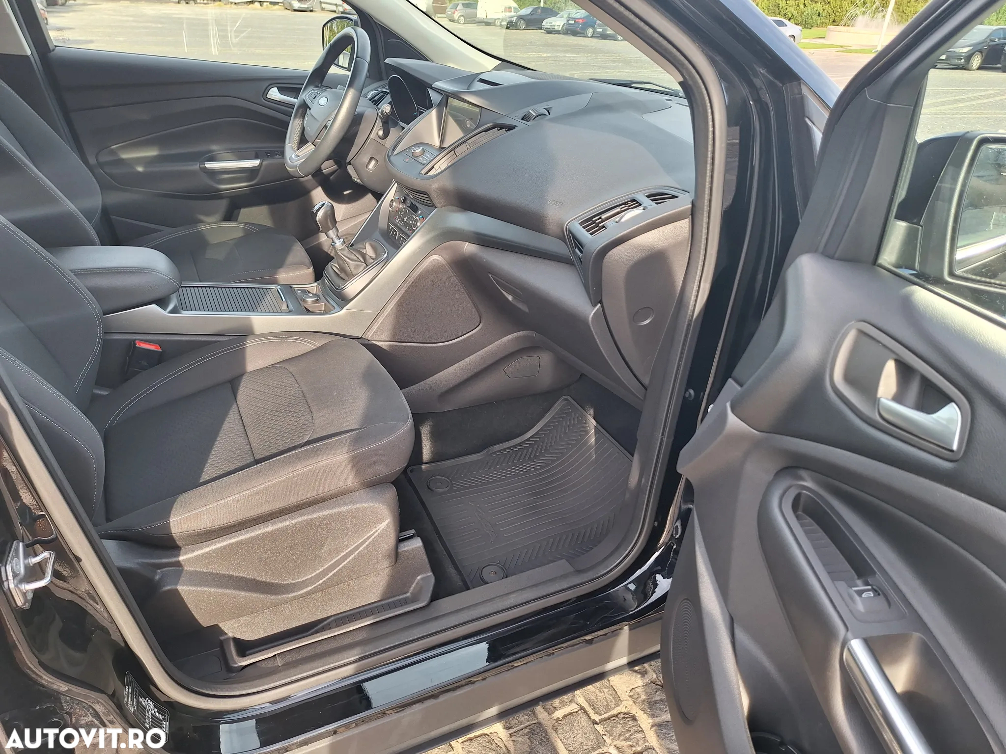 Ford Kuga - 15