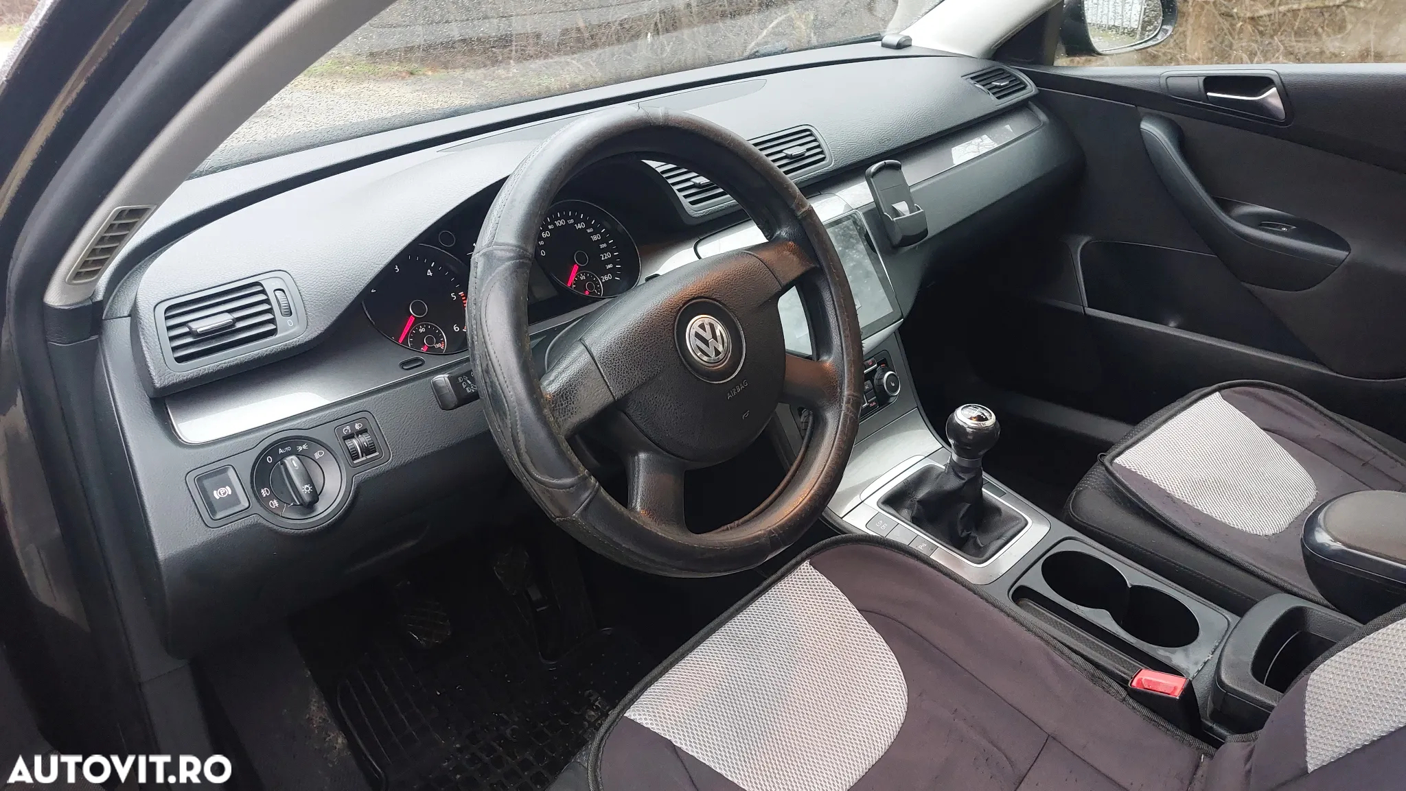 Volkswagen Passat 2.0 TDI DPF BlueMotion Technology Comfortline - 7