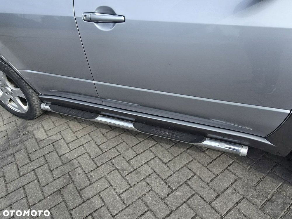 Mitsubishi Outlander - 4
