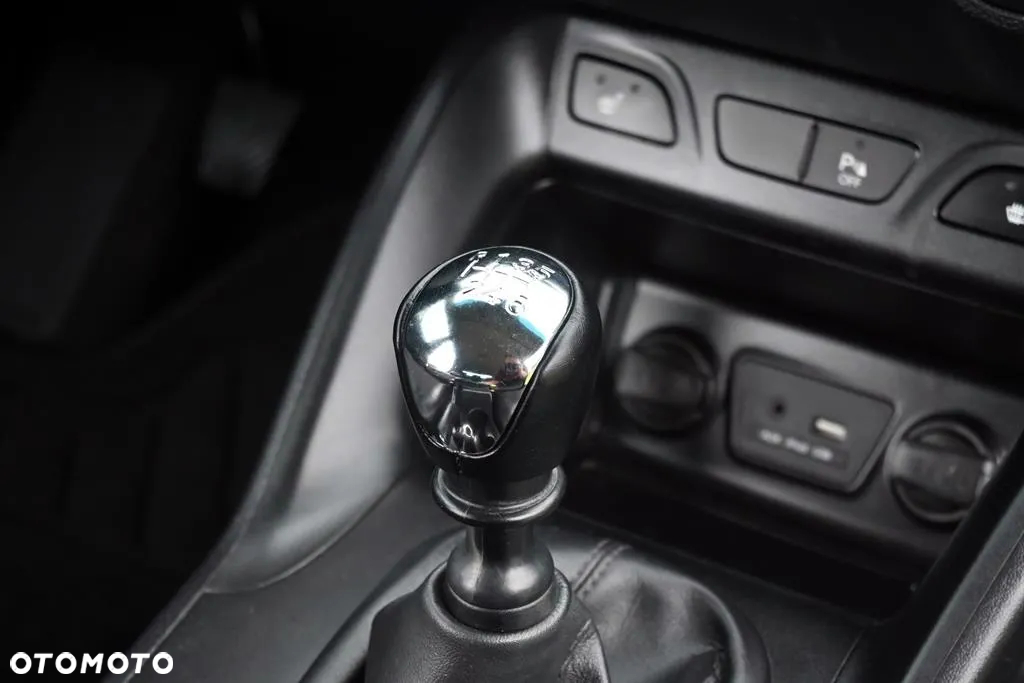 Hyundai ix35 1.6 GDI Premium 2WD - 33