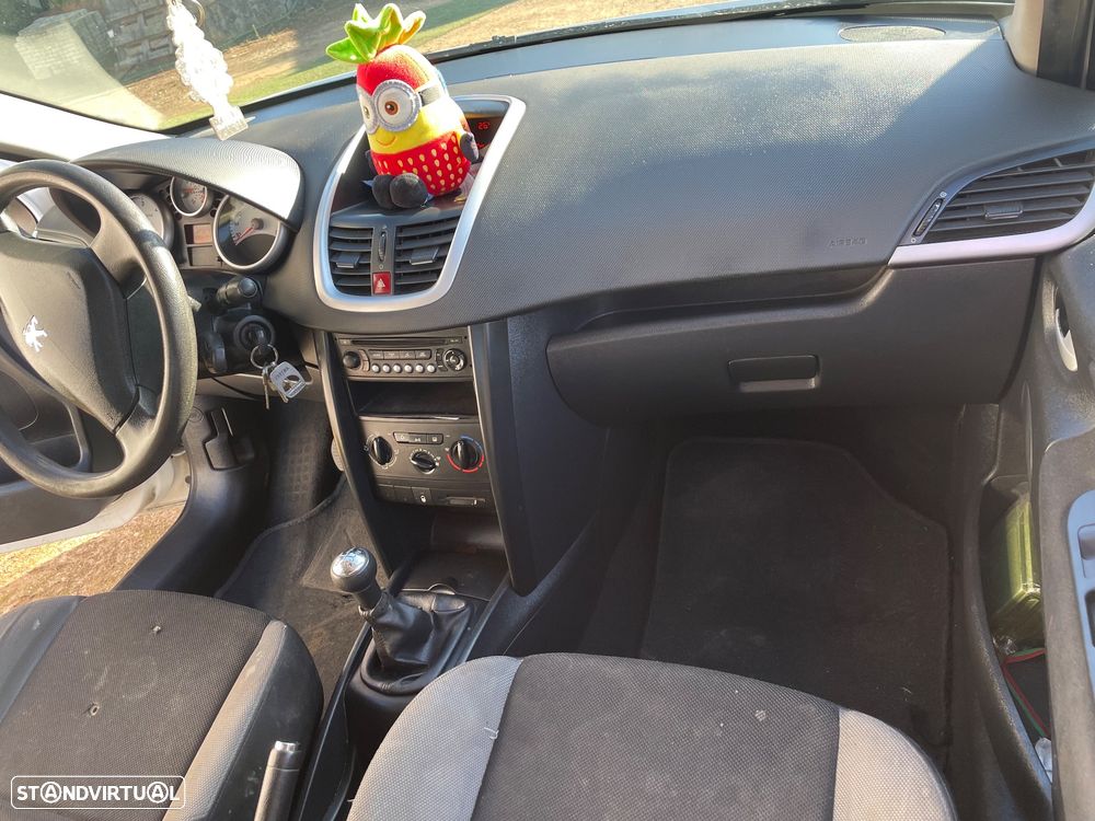 Peugeot 207 1.4 HDi Urban - 4