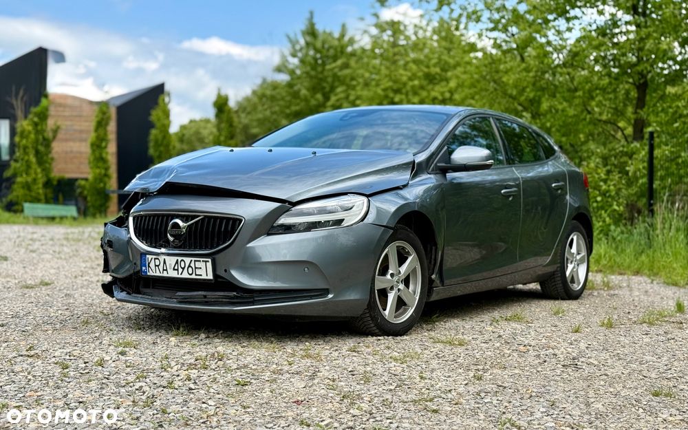 Volvo V40 T2 Drive-E Kinetic - 1