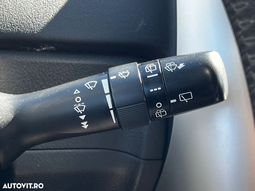 Toyota Verso 2.0 D-4D DPF Luna - 13