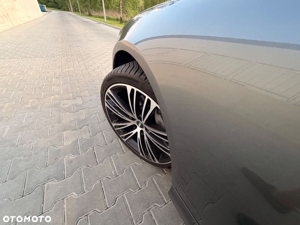 Mercedes-Benz Klasa E 220 d 9G-TRONIC AMG Line - 21