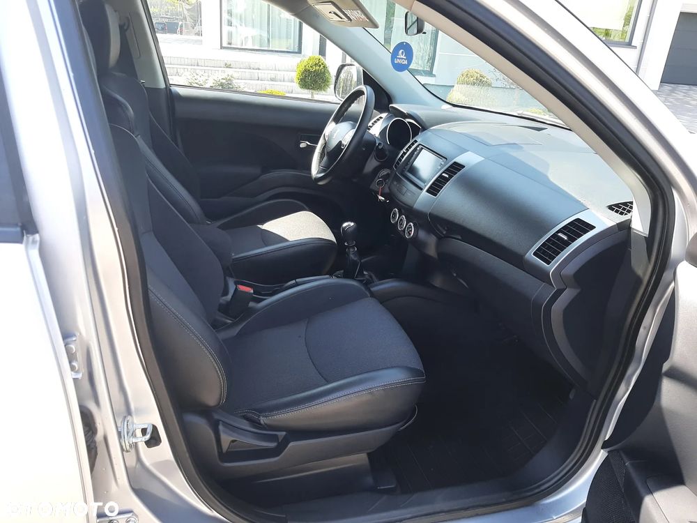 Peugeot 4007 2.2HDi Premium - 17